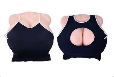 おっぱいエマ水着